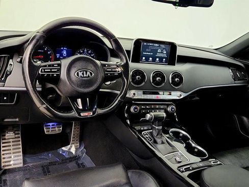 Used 2021 Kia Stinger GT-Line RWD image 11