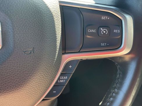 Used 2024 RAM 2500 Big Horn AWD/4WD image 21