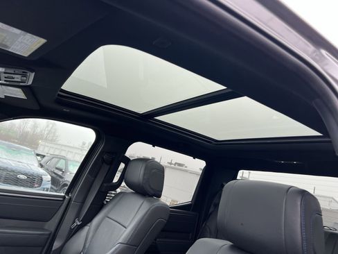 Used 2024 Toyota Tundra Platinum image 24