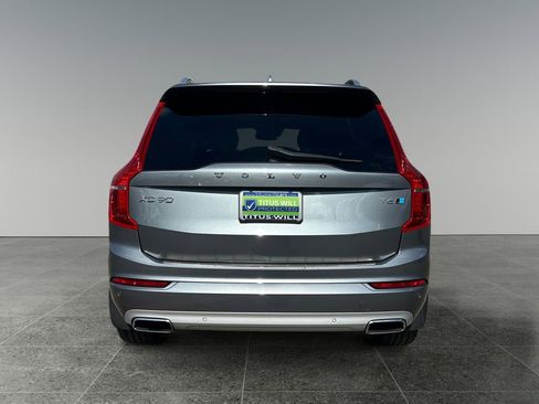 Used 2018 Volvo XC90 T6 Momentum w/ Convenience Package AWD/4WD image 9