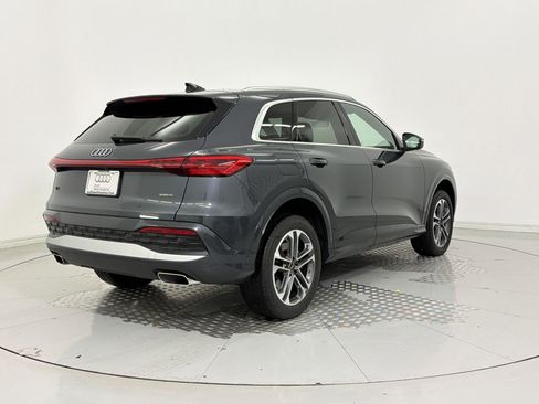 Used 2025 Audi Q5 Premium w/ Convenience Package AWD/4WD image 8