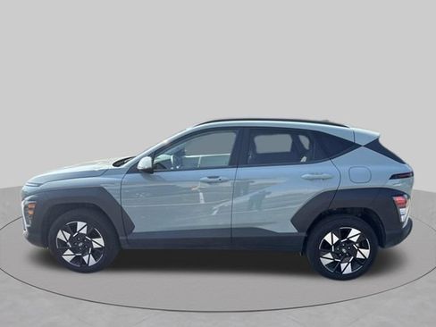 Used 2025 Hyundai Kona SEL AWD/4WD image 9