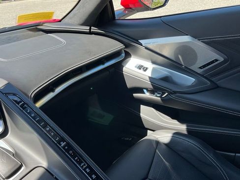 Used 2025 Chevrolet Corvette Z06 RWD image 28