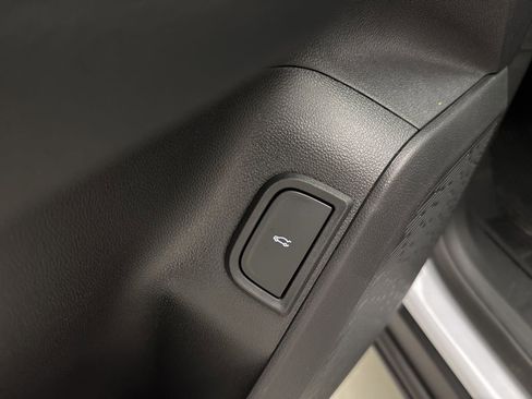 New 2026 GMC Terrain Denali w/ LPO, Floor Liner Package image 25