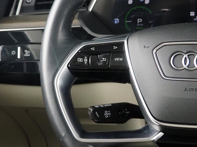 Used 2024 Audi Q8 e-tron Premium Plus w/ Premium Plus Package AWD/4WD image 21