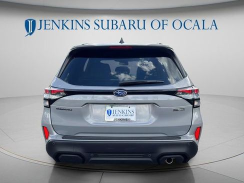 Used 2025 Subaru Forester Touring AWD/4WD image 4