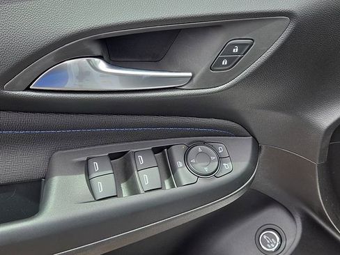 New 2026 Buick Encore GX Sport Touring FWD image 9