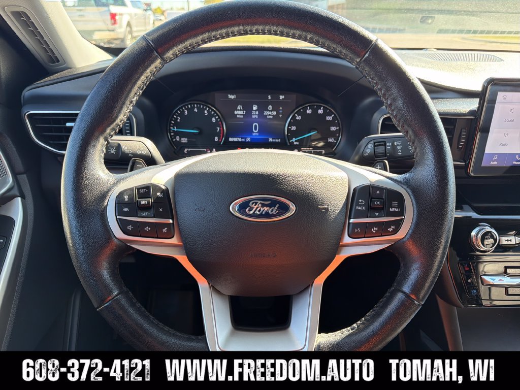 Used 2021 Ford Explorer Limited w/ Equipment Group 301A AWD/4WD image 14