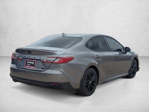 Used 2026 Toyota Camry SE w/ Convenience Package FWD image 2