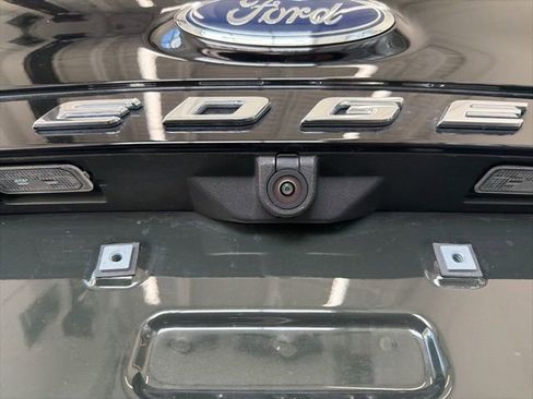 Certified 2024 Ford Edge SEL w/ Convenience Package AWD/4WD image 7