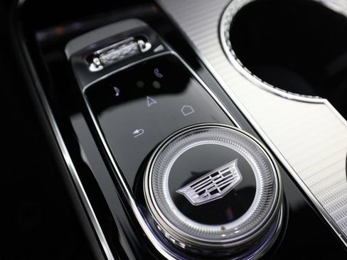 Used 2024 Cadillac Lyriq Tech RWD image 22