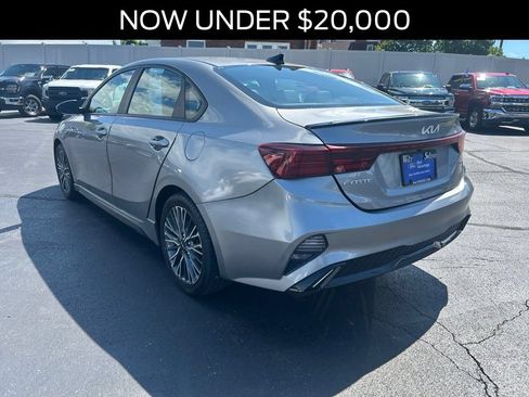 Used 2023 Kia Forte GT-Line FWD image 3