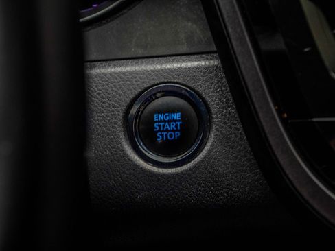 Used 2024 Toyota Camry XLE FWD image 24