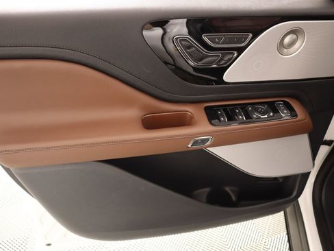 New 2026 Lincoln Aviator Reserve image 17