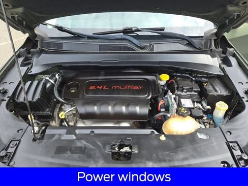 Used 2018 Jeep Compass Limited w/ Navigation Group AWD/4WD image 15