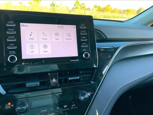 Used 2023 Toyota Camry SE FWD image 33