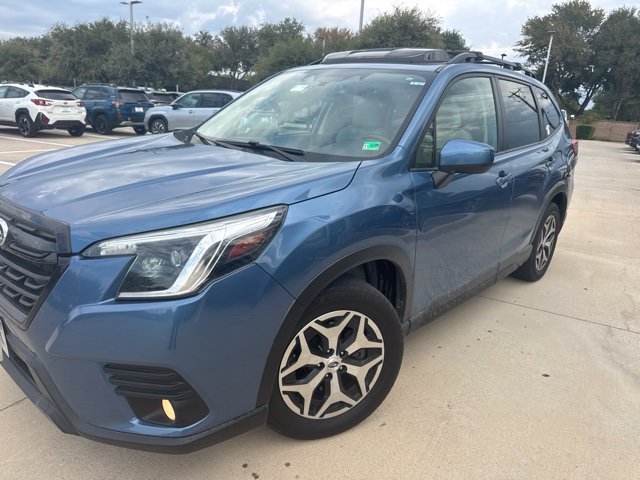Used 2022 Subaru Forester Premium AWD/4WD image 7