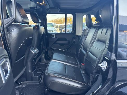 Used 2022 Jeep Wrangler Unlimited Sahara w/ Cold Weather Group image 24