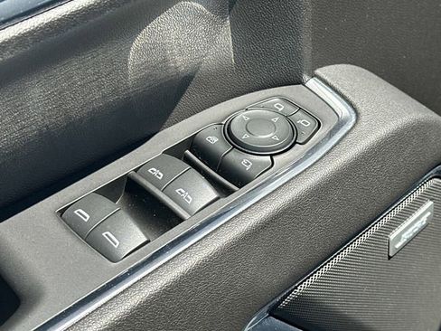 Used 2023 Chevrolet Silverado 1500 LTZ AWD/4WD image 14
