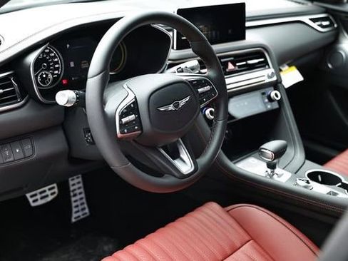 New 2025 Genesis G70 2.5T w/ Sport Prestige Package image 16