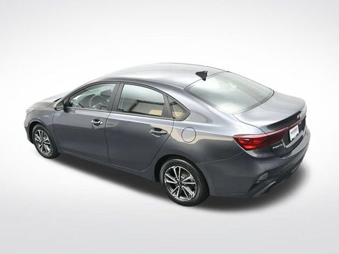 Used 2024 Kia Forte LXS FWD image 28