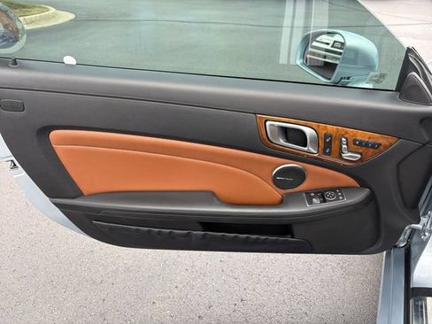 Used 2017 Mercedes-Benz SLC 300 image 16