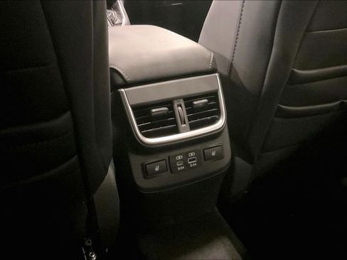 Used 2025 Subaru Outback Limited image 34
