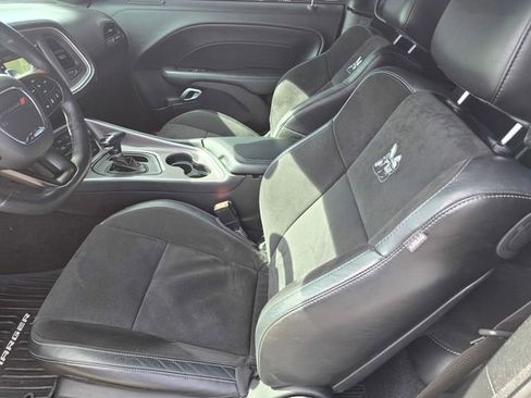 Used 2022 Dodge Challenger R/T Scat Pack image 12