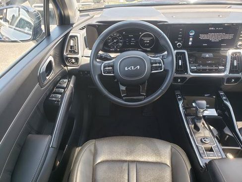Certified 2023 Kia Sorento SX AWD/4WD image 20