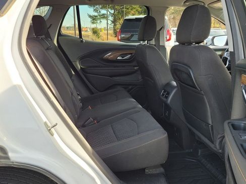 Used 2020 GMC Terrain SLE w/ Driver Convenience Package FWD image 15