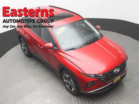 Used 2022 Hyundai Tucson SEL w/ Convenience Package FWD image 3