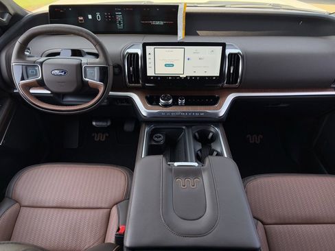 New 2025 Ford Expedition King Ranch image 39