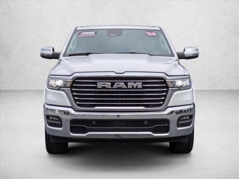 Used 2025 RAM 1500 Laramie AWD/4WD image 2