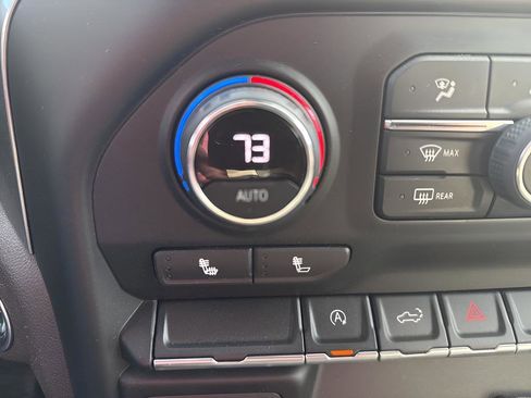 Used 2020 Chevrolet Silverado 1500 LTZ image 25