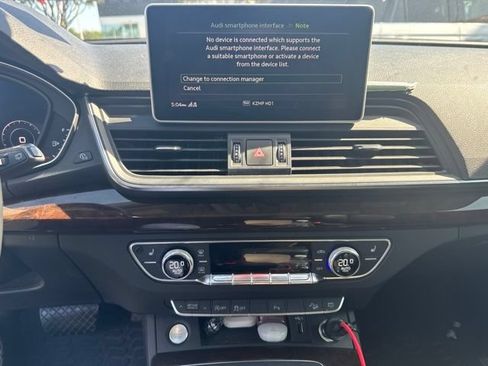 Used 2018 Audi Q5 2.0T Premium Plus w/ Premium Plus Package AWD/4WD image 4