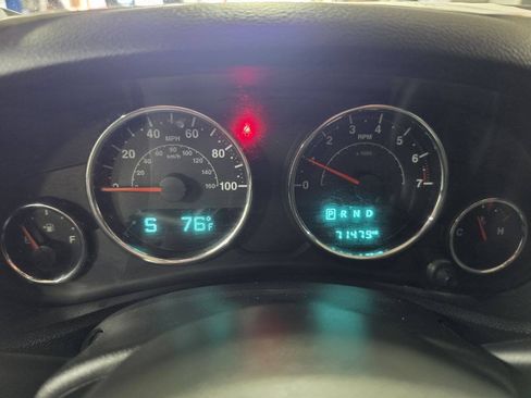 Used 2016 Jeep Wrangler Unlimited Sport w/ Quick Order Package 24S AWD/4WD image 25