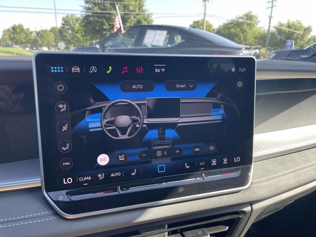 New 2026 Volkswagen Tiguan SE R-Line AWD/4WD image 27