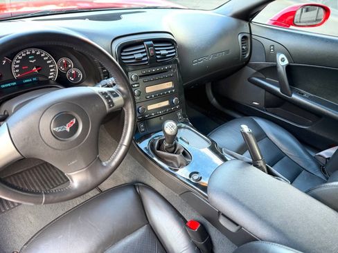 Used 2008 Chevrolet Corvette Coupe w/ Preferred Equipment Group RWD image 12