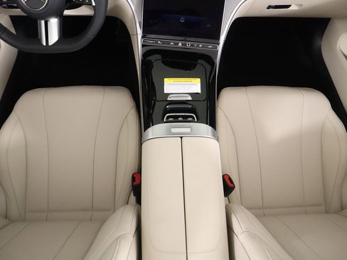 New 2025 Mercedes-Benz CLE 300 4MATIC Cabriolet image 24