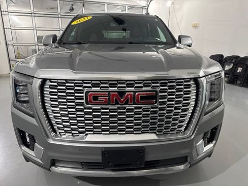 Used 2023 GMC Yukon Denali AWD/4WD image 2