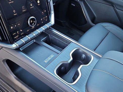 New 2026 GMC Acadia Elevation image 20