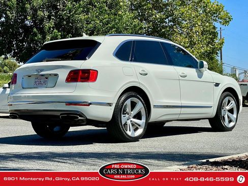 Used 2018 Bentley Bentayga AWD/4WD image 6