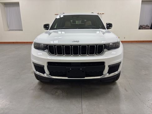 New 2025 Jeep Grand Cherokee L Limited image 3