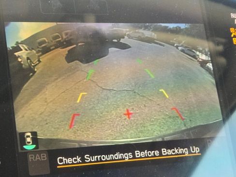 Used 2020 Subaru Outback Touring w/ Popular Package #2 image 16