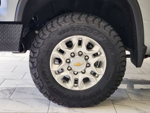 Used 2024 Chevrolet Silverado 3500 LT w/ Convenience Package AWD/4WD image 10
