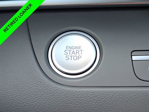 New 2025 Hyundai Elantra SEL image 18