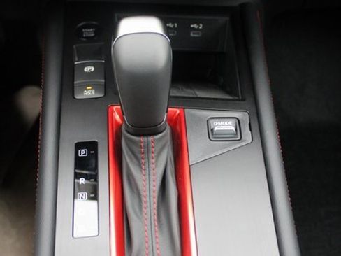 New 2026 Nissan Kicks SR w/ Cold Weather Package image 14