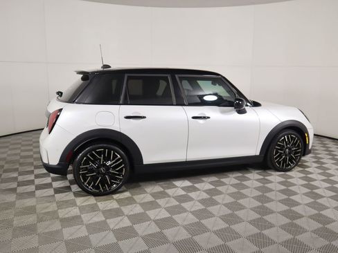 Used 2025 MINI Cooper S image 4