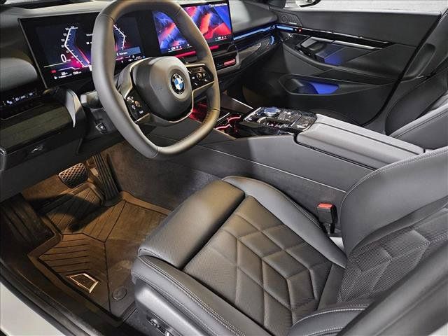Used 2026 BMW 530i w/ Premium Package RWD image 9