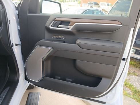 New 2026 Chevrolet Silverado 1500 High Country w/ High Country Premium Package AWD/4WD image 79